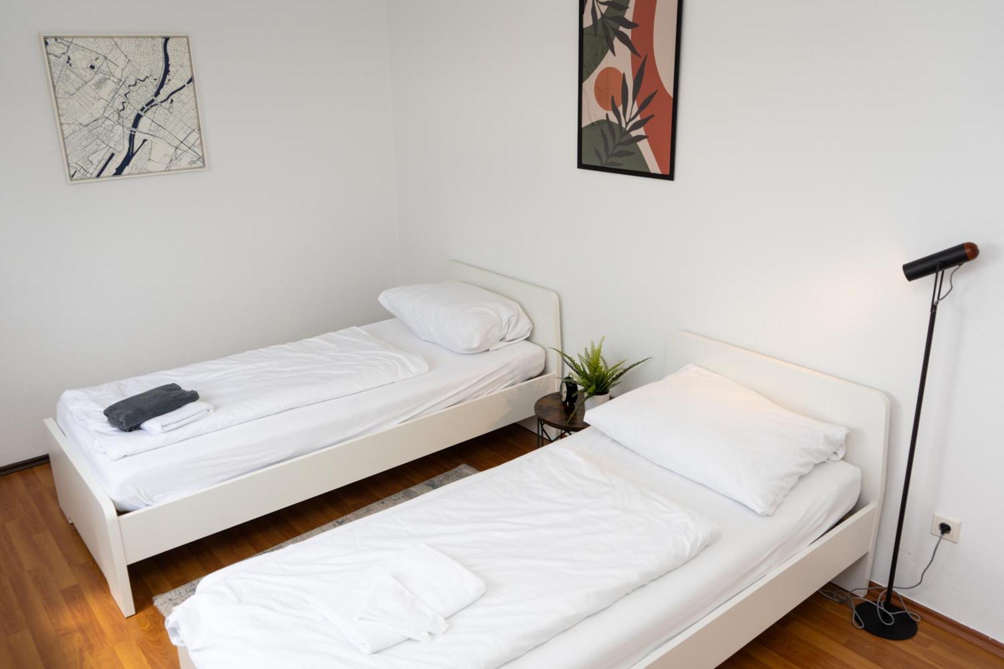 Unique - 2 Bedrooms - Balcony - Kitchen BRE 외부 사진